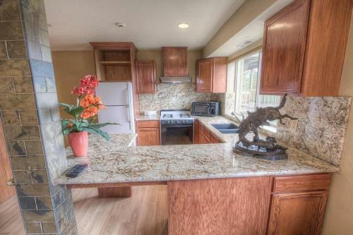 Tyner Way Holiday Home