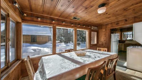 Zephyr Cove Cabin