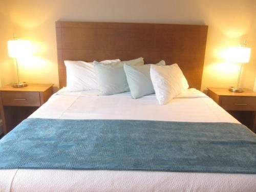 Hotel Hampton Village Resort