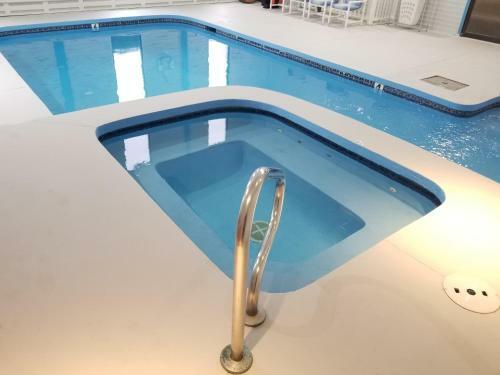 Hotel Hampton Village Resort