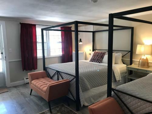 Clarendon Motel