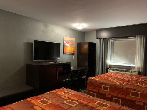 Hotel Red Carpet Inn Elmwood