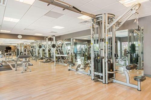 Wyndham Hamilton Park Hotel & Conference Center