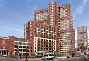 Apartamento Furnished Quarters At Grove Pointe