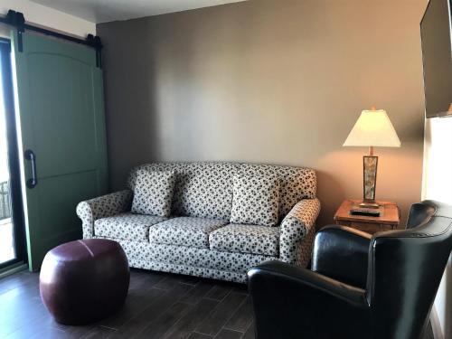 Ala Moana Motel & Suites