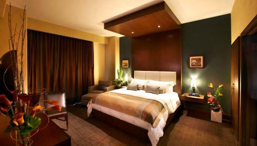 Hotel Isleta Resort & Casino