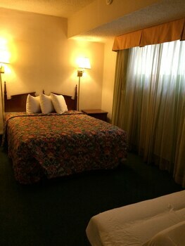 Royal Holiday Motel