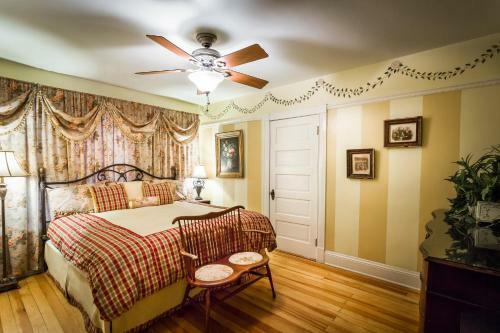 Downtown Historic Bed & Breakfast