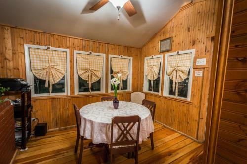 Downtown Historic Bed & Breakfast