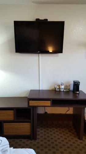 Hotel Super 8 By Wyndham Santa Rosa