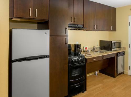 Hotel Towneplace Suites Buffalo Airport