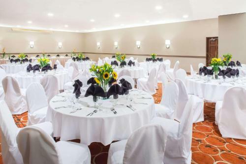 Hotel Ramada Ithaca