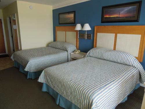 Hotel Royal Atlantic Beach Resort