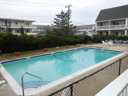 Hotel Royal Atlantic Beach Resort