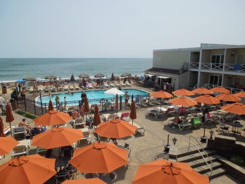 Hotel Royal Atlantic Beach Resort