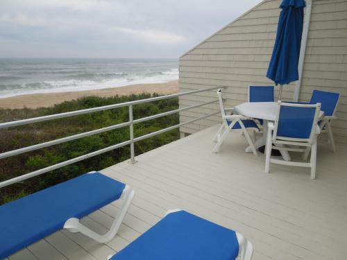 Hotel Royal Atlantic Beach Resort
