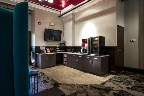 Posada The Parker Inn And Suites