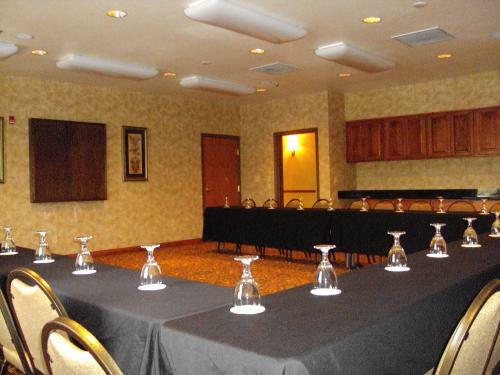 Hotel Holiday Inn Express Syracuse-fairgrounds