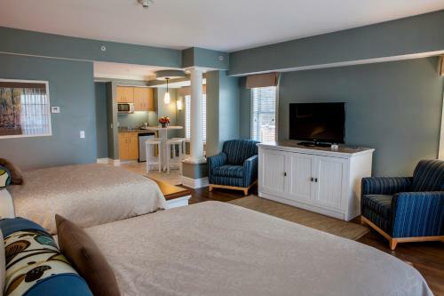 Watkins Glen Harbor Hotel