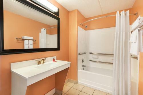 Hotel Days Inn