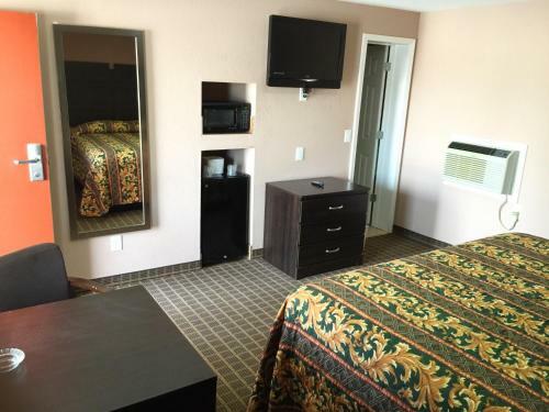 Motel Crown Inn - Fayetteville