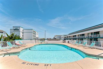 Hotel John Yancey Oceanfront Inn