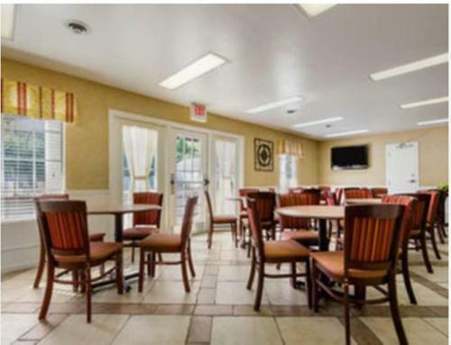 Motel Baymont Inn & Suites Sanford