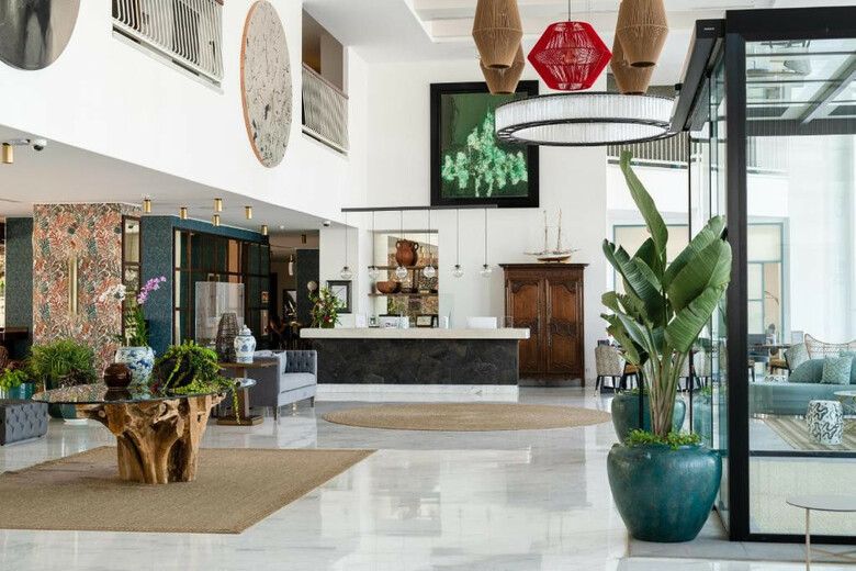 Hotel Fariones