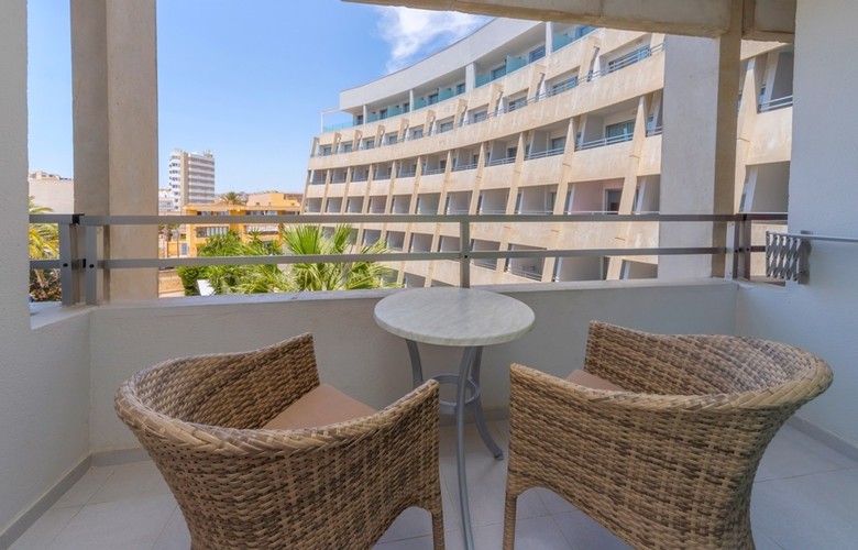 Hotel Fontanellas Playa