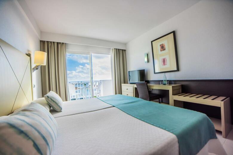 Hotel Blau Punta Reina Resort