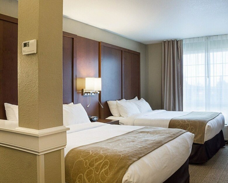Hotel Comfort Suites Minot