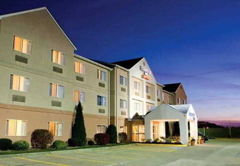 Hotel Fairfield Inn & Suites Canton