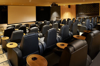 Hotel Metropolitan At The 9, Autograph Collection