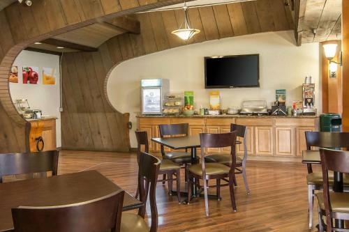 Hotel Quality Inn & Suites At Coos Bay