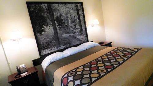Hotel Super 8 By Wyndham Burnham/lewistown