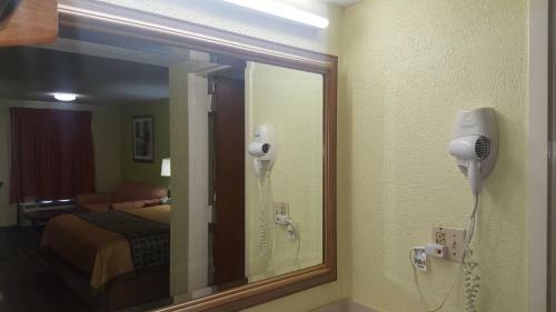 Motel American Inn Columbia