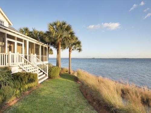 Bed & Breakfast The Cottages On Charleston Harbor