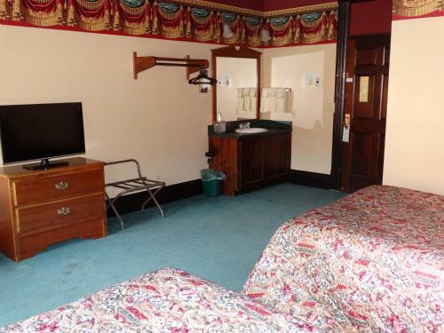 Hotel Iron Horse Inn - Deadwood