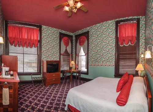 Hotel Iron Horse Inn - Deadwood
