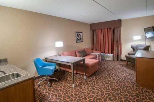 Hotel Hampton Inn At Tin Lizzie Gaming Resort