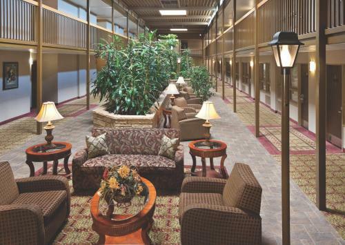 Best Western Ramkota Hotel Watertown