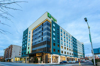 Holiday Inn Hotel & Suites Chattanooga