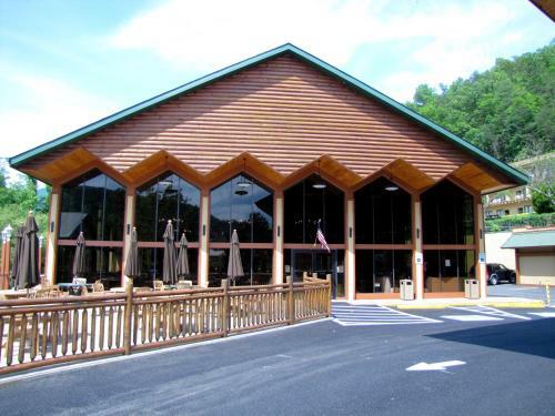 Hotel River Terrace Resort & Convention Center
