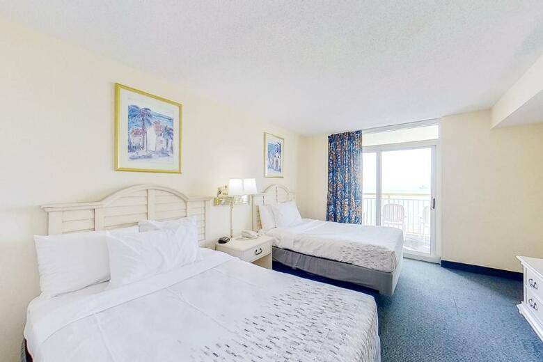 Hotel Bay Watch Resort & Conference Center