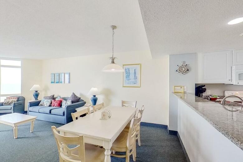 Hotel Bay Watch Resort & Conference Center