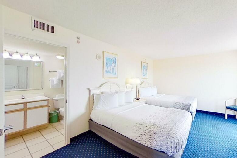 Hotel Bay Watch Resort & Conference Center