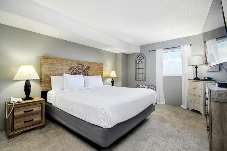 Hotel Bay Watch Resort & Conference Center