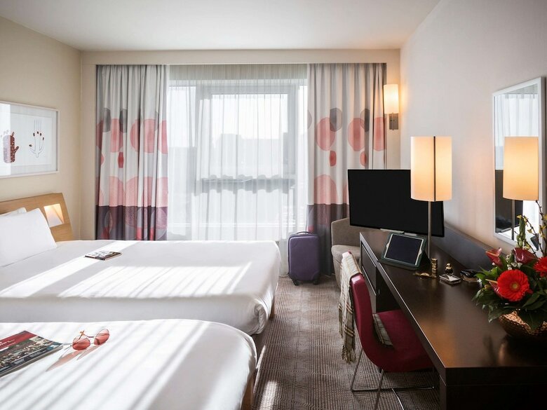 Hotel Novotel Reading Centre