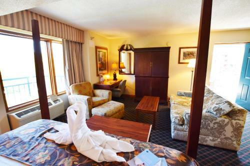 Arbors At Island Landing Hotel & Suites