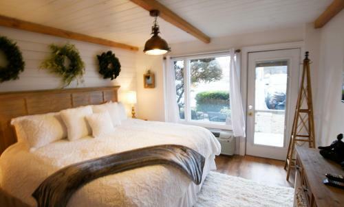 Arbors At Island Landing Hotel & Suites